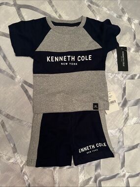 Kenneth Cole Grey/Navy Short Sleeve and Shorts Set
